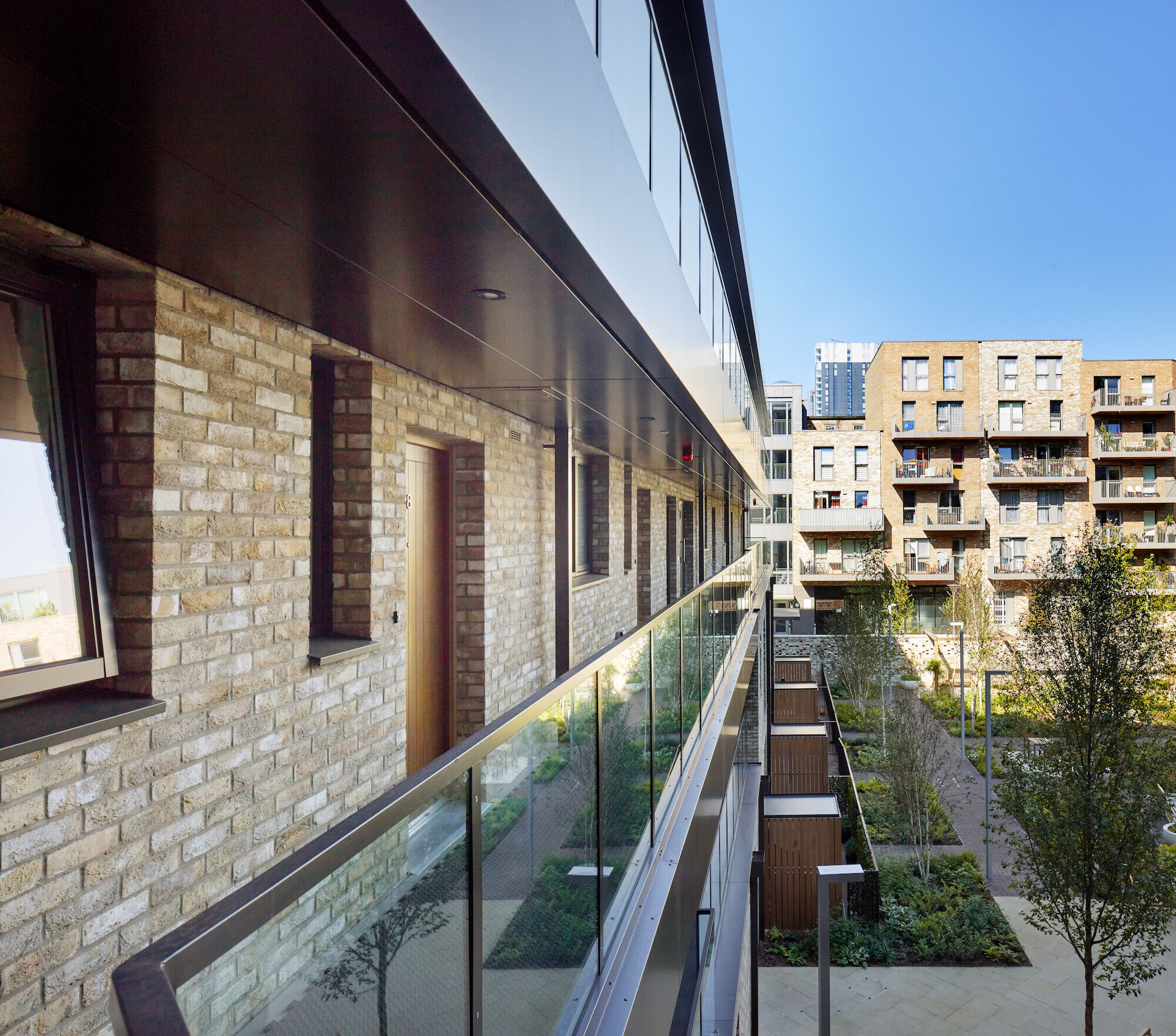 St Leonard’s Court · 混合型社区丨英国伦敦丨Child Graddon Lewis-22