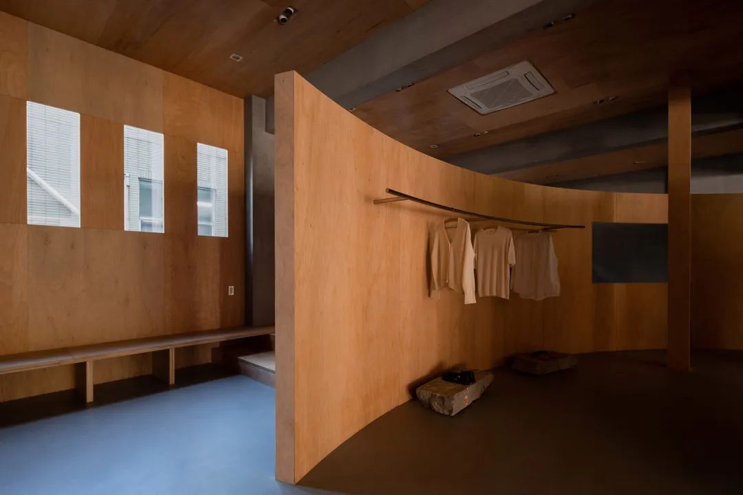 南京美术大厦 · 方庭与曲庭的融合设计丨中国南京丨MOU建筑工社-57