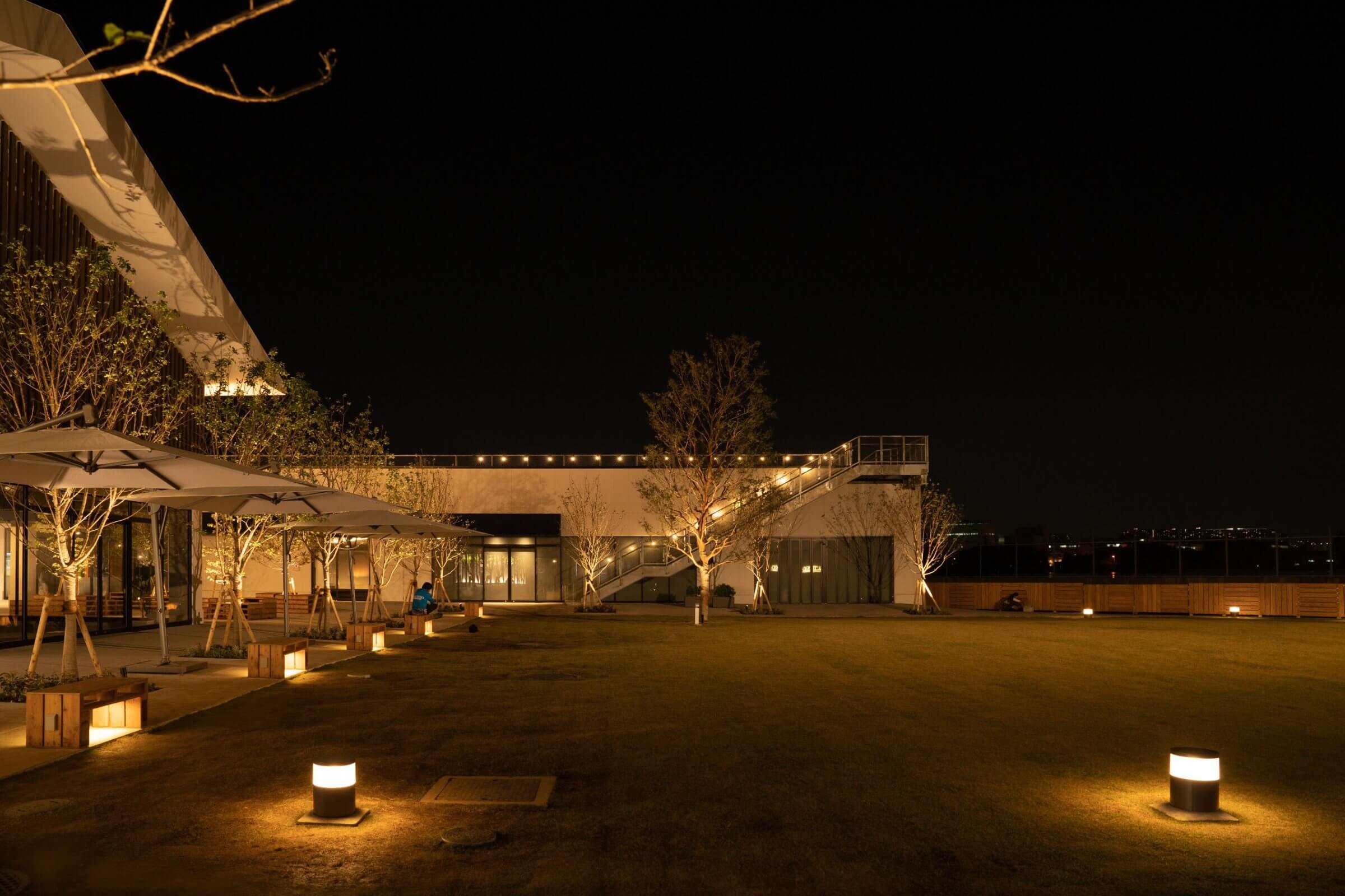 
      BRANCH Yokohama Nanbu Market ｜ STGK Inc. | Landscape Design - Creating a living human-scape
    -21