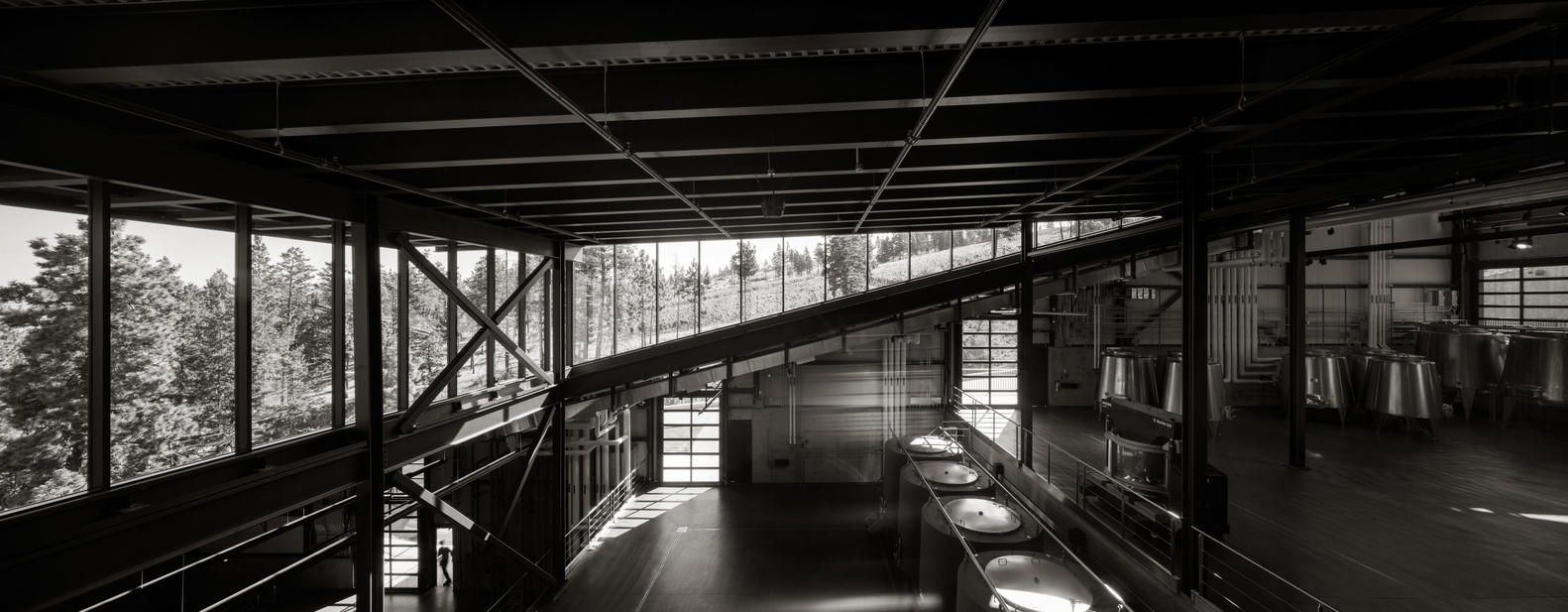 马丁巷酒庄·冯·曼德尔家族的重力酿酒传奇-44