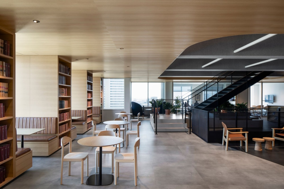 麦卡锡·泰特劳律师事务所丨加拿大蒙特利尔-0