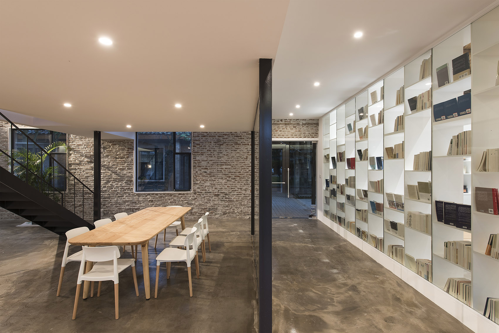 “小城故事”:两座旧厂房的新生,贵州 / 未来以北工作室-27