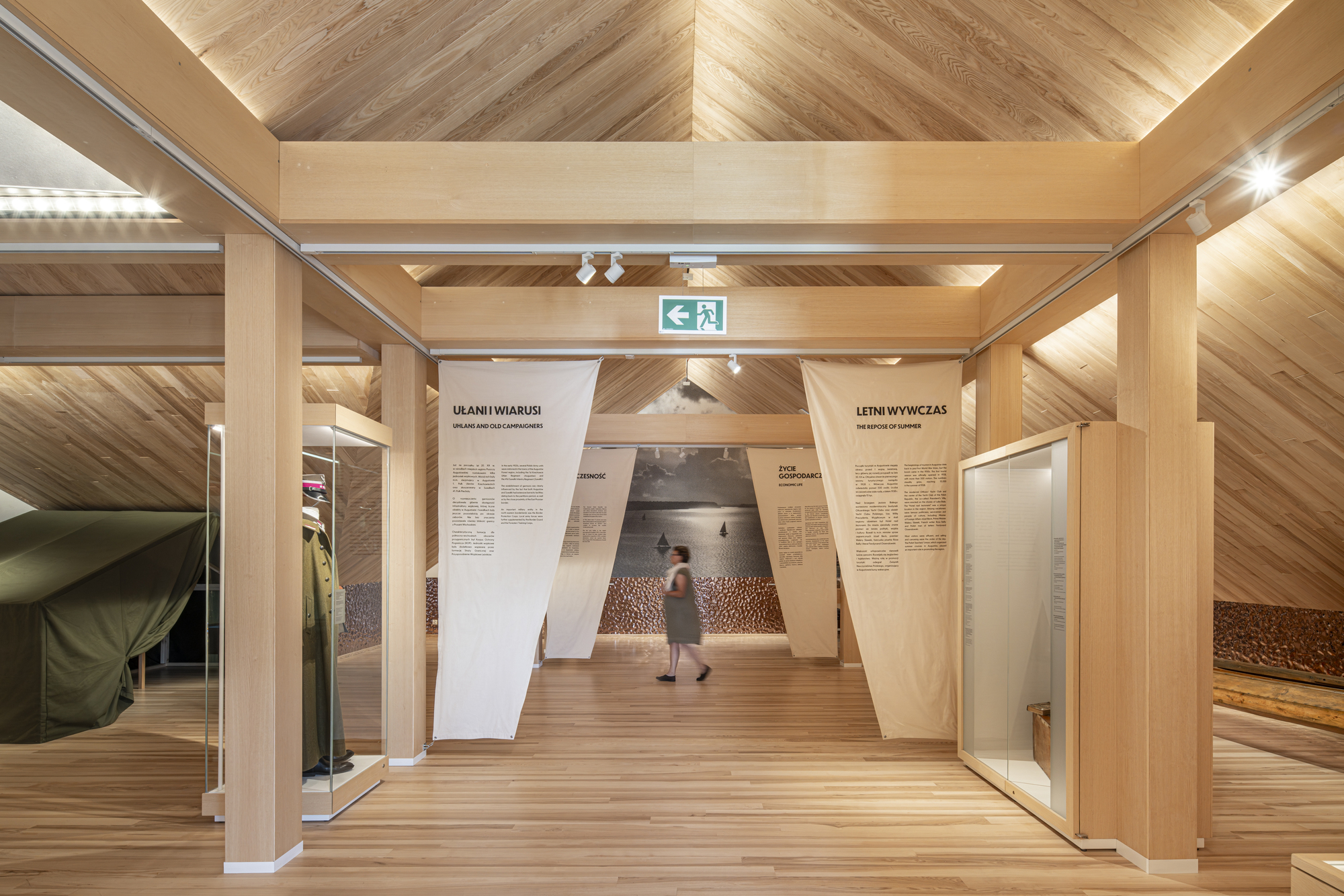 丨波兰丨Tremend-19