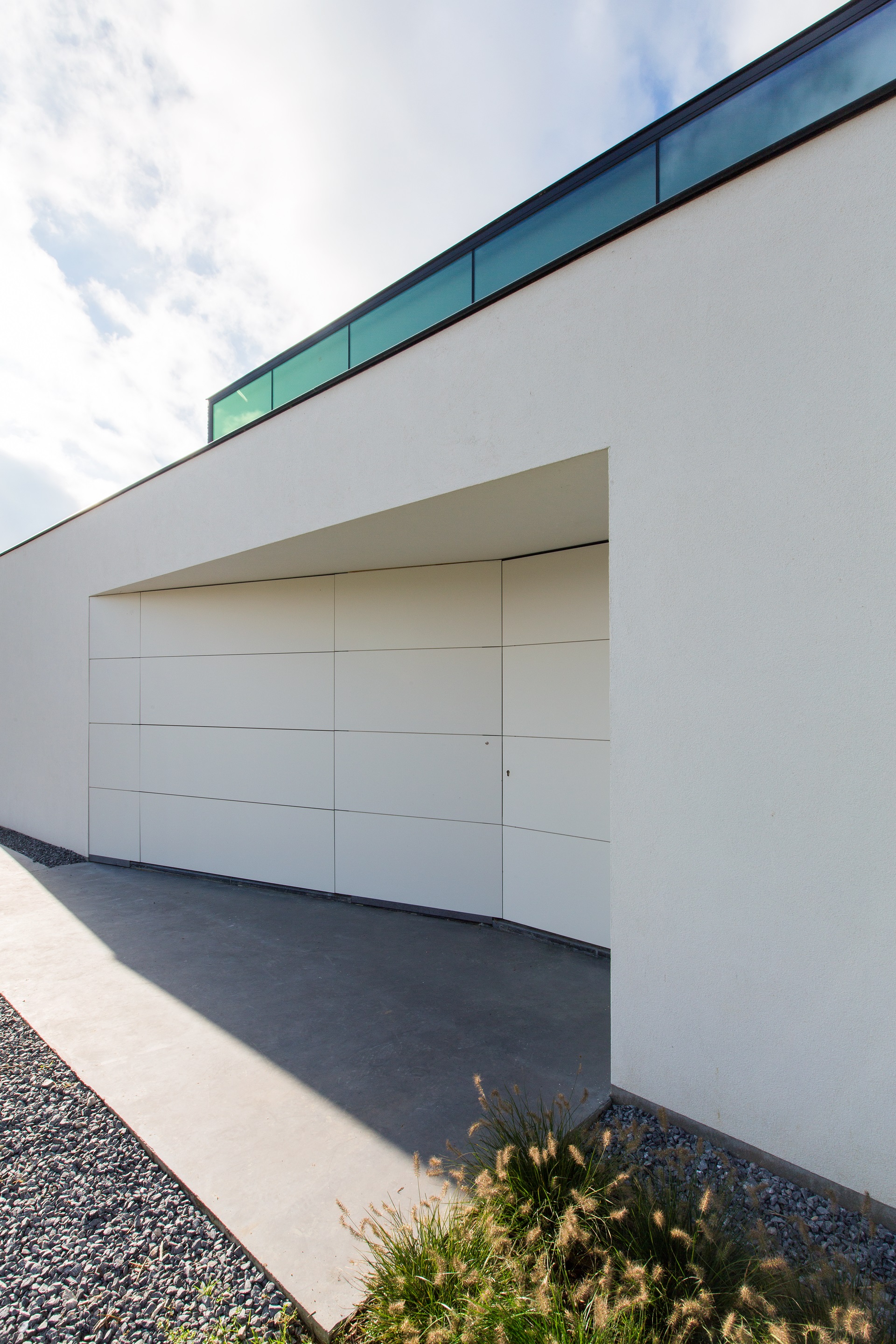 比利时比耶贝克新家庭住宅，简约生活与自然美景的融合-13