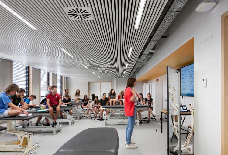 比利时库鲁汶大学布鲁日校区-40