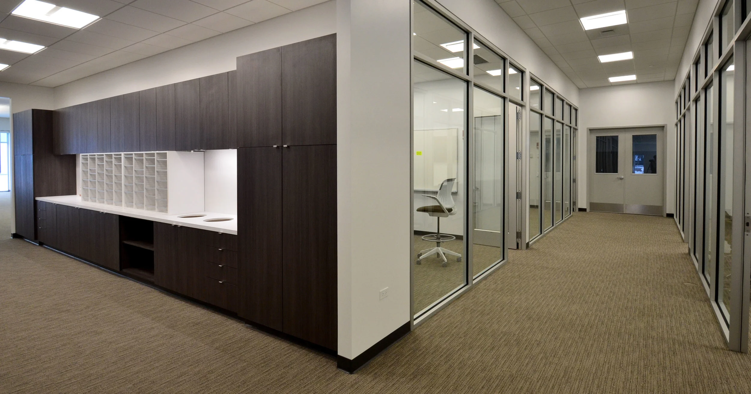 泛达（Panduit）CRD（由于CRD缺乏具体语境，不清楚其确切含义，可能是泛达公司特定的产品、技术或项目相关的缩写，这里按原文保留） 丨美国芝加哥丨Linden Group Architects-7