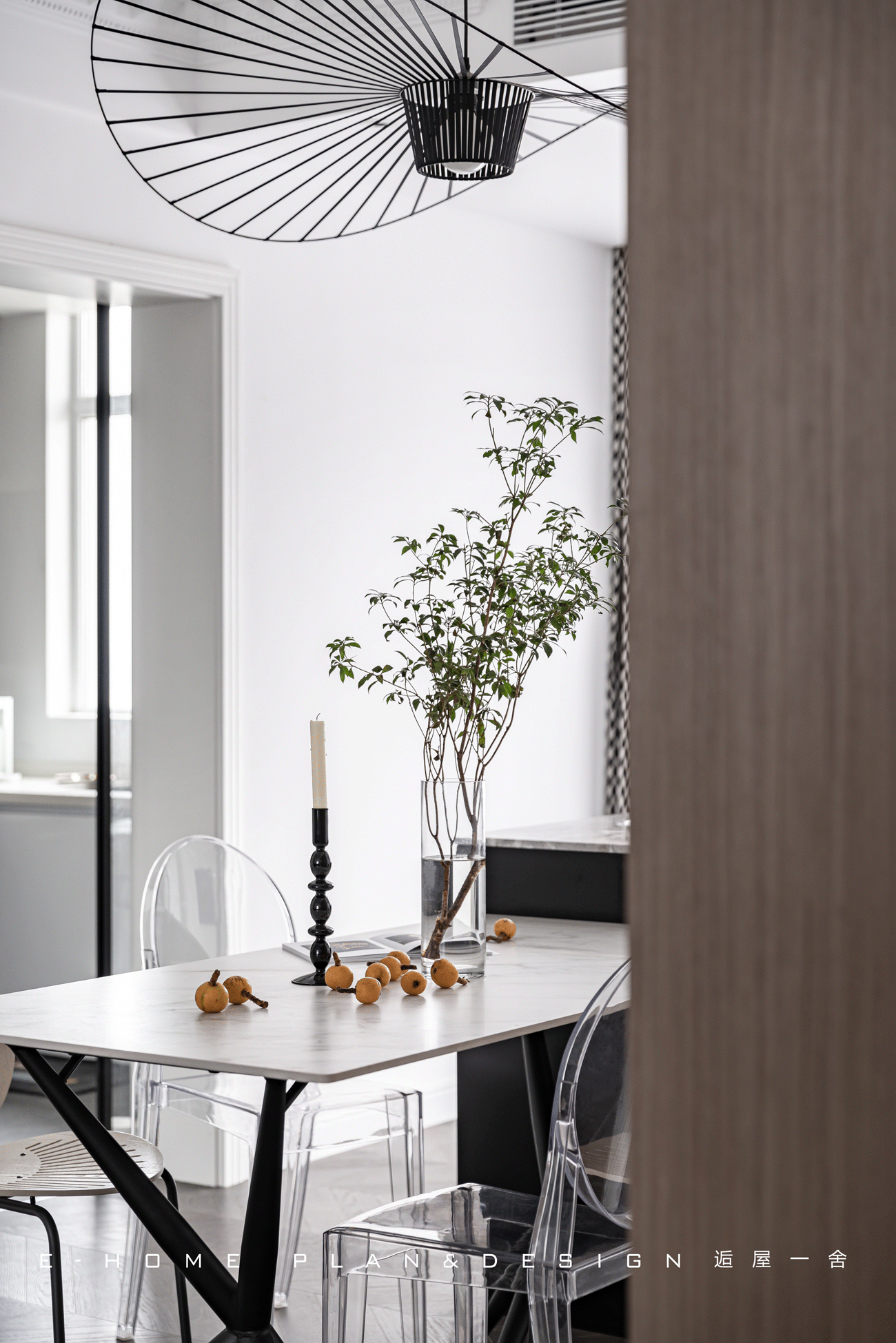 由入户衣帽间，进入一个画廊般的家-18