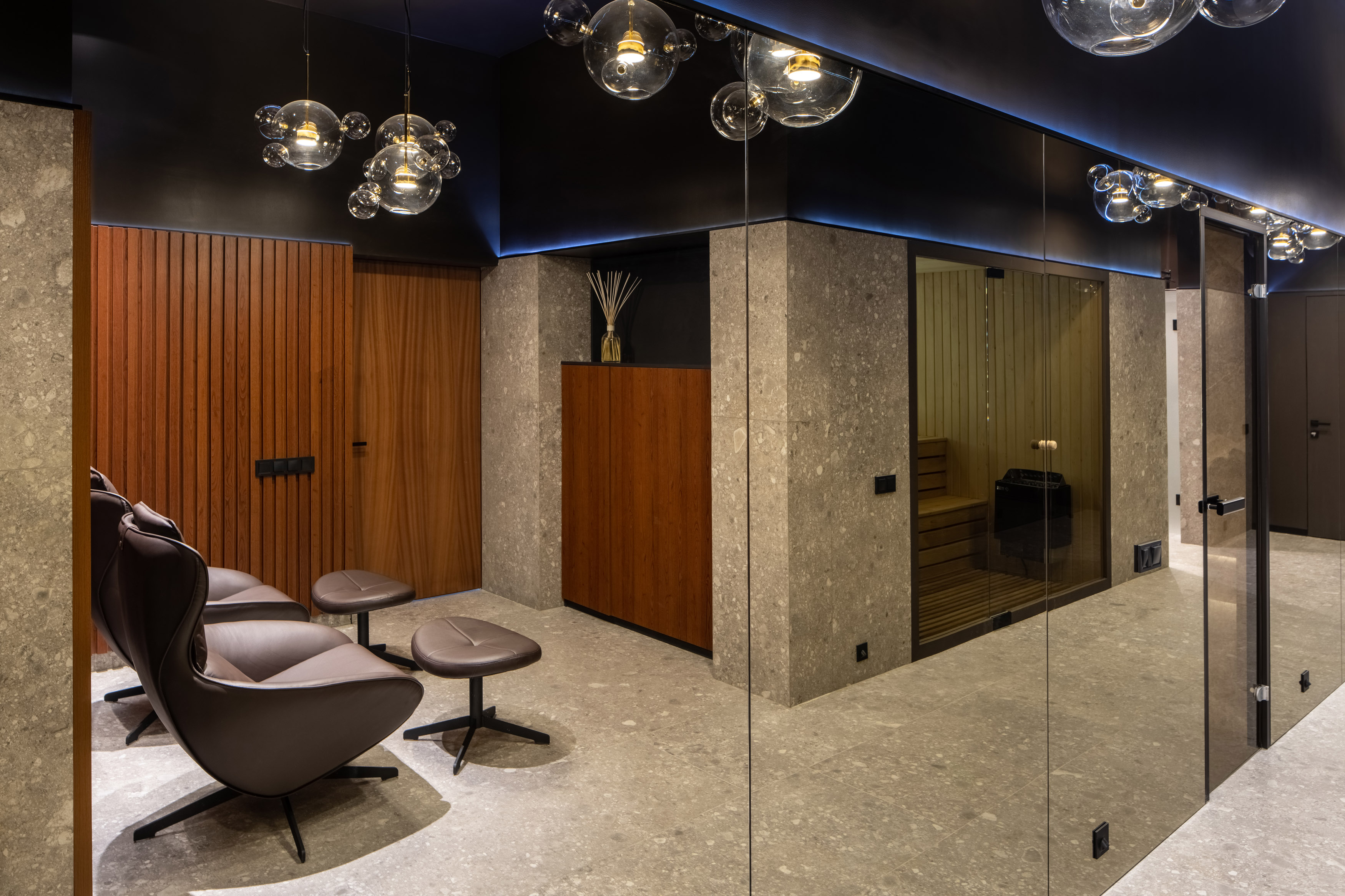 特列斯诺·普列列斯诺 第二部分

注：TELESNO PRELESTNO可能是特定的名称，由于缺乏更多背景信息，只能按音译处理 丨乌克兰丨Alexander Kornienko,Elena Kornienko-13