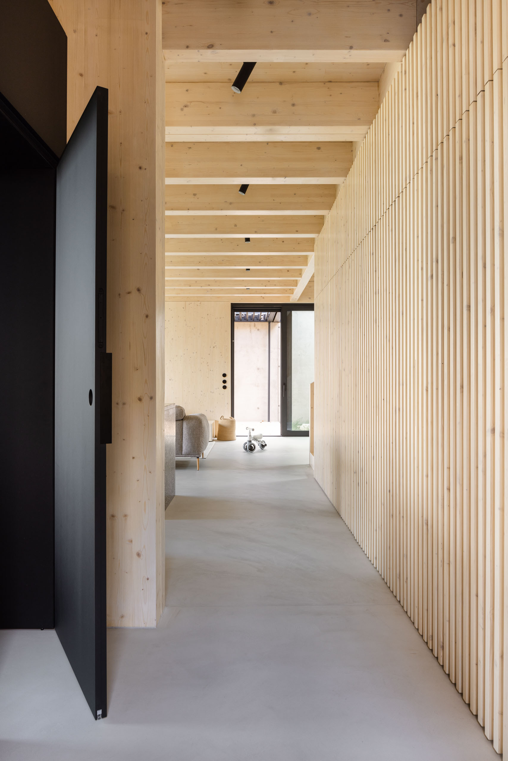 杜布拉芙卡之家丨斯洛伐克布拉迪斯拉发丨gmb.-29