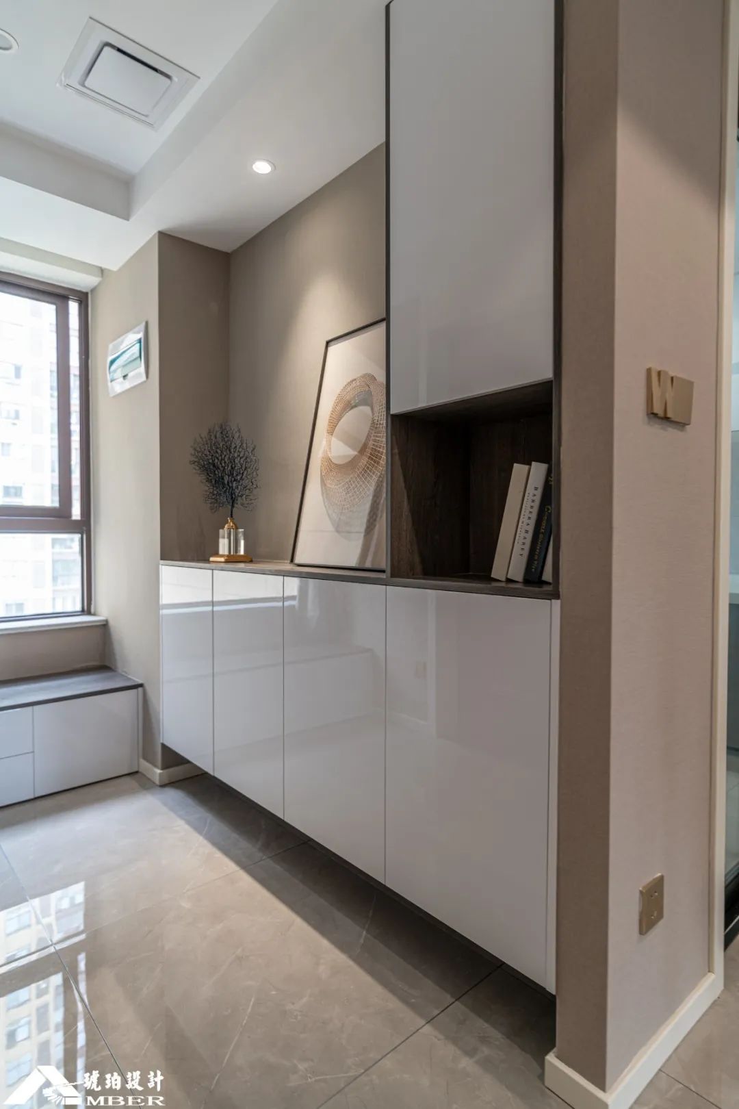 路劲城市主场现代简约风设计，生活简约而不简单-25