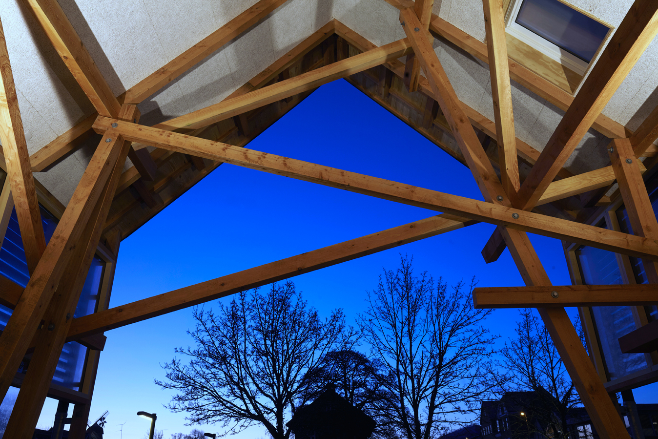 丹麦小镇的红色木质市场-52