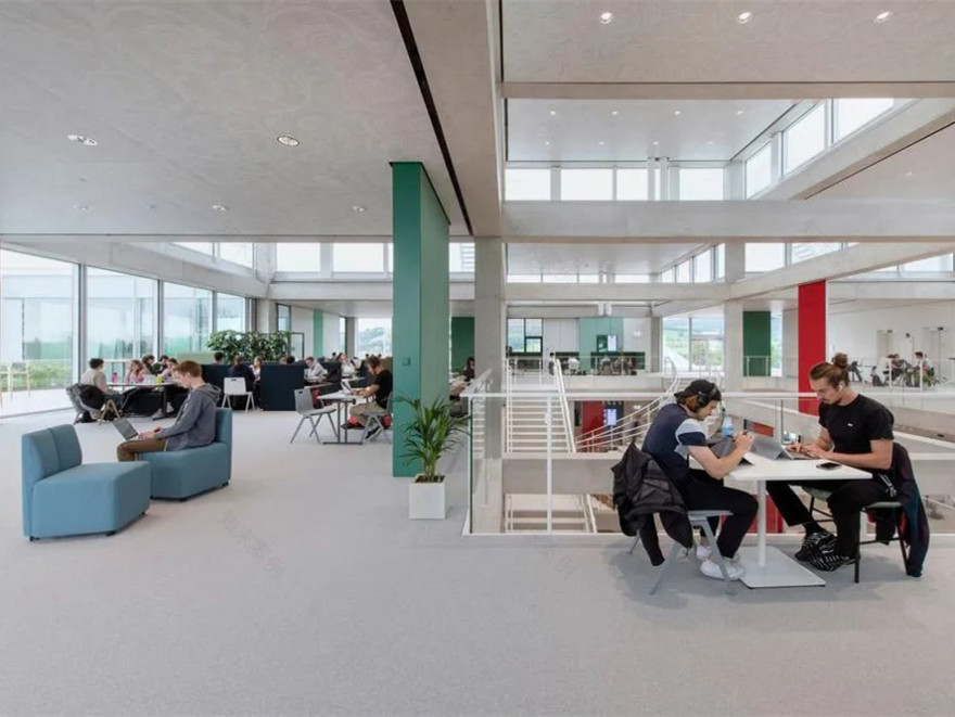瑞士 St· Gallen 大学的 SQUARE 学习中心大楼丨Evolution Design 设计团队-2