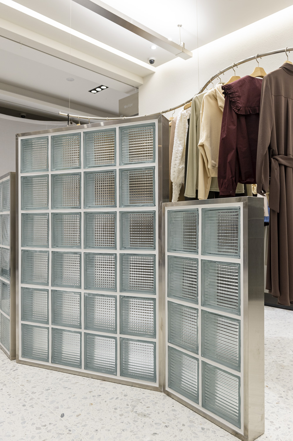 精致 13 坪 东大门 APM 商场的高雅空间设计-11