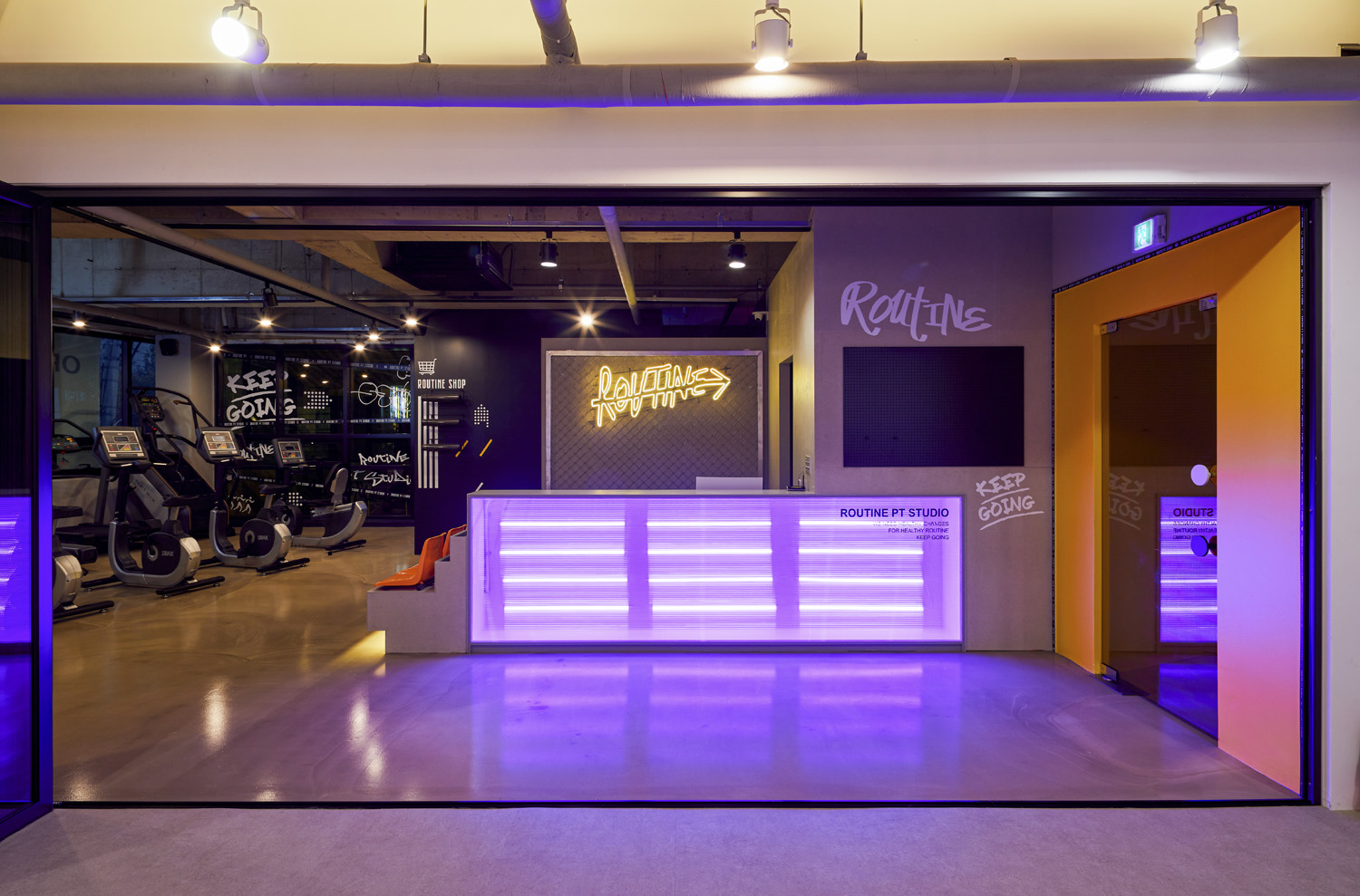 照明点睛 50 平小店的时尚室内设计-2