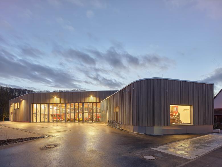 蒂宾根勒斯瑙消防站丨德国丨Gaus Architekten-0