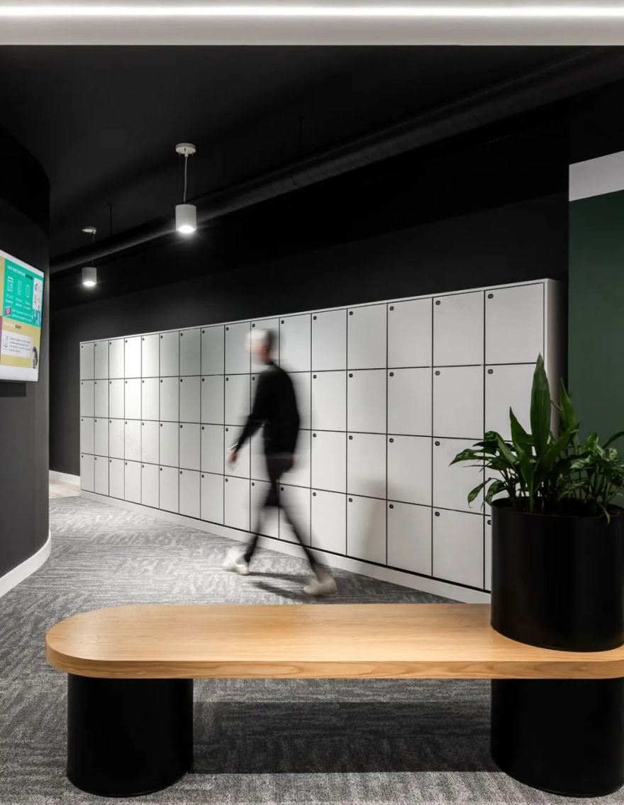 ASMPT SMT Solutions 英国韦茅斯新办公室设计丨Oktra-1