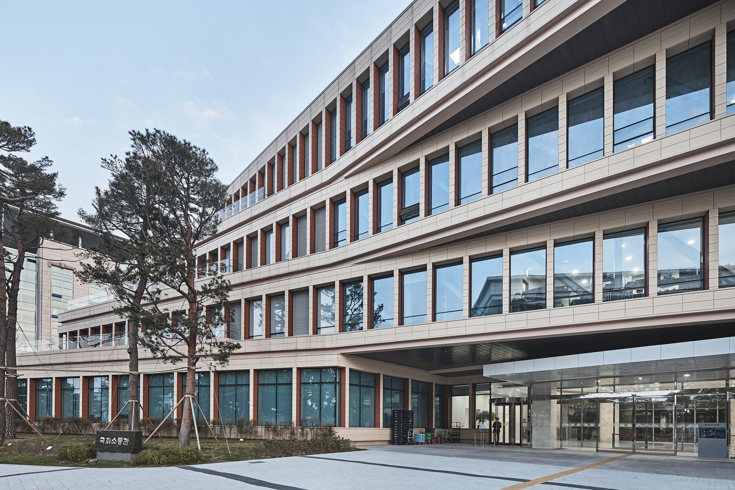 韩国国会通讯大楼丨HAEAHN Architecture-21