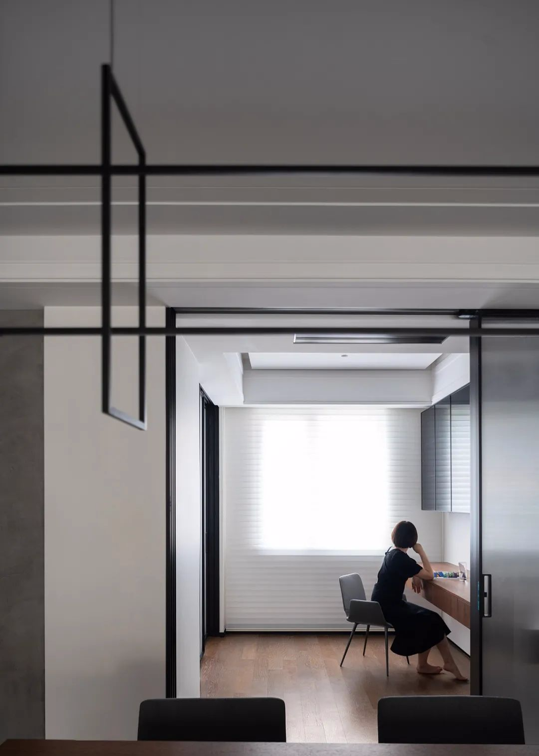 精装改造现代宅，客厅简单又大气-27