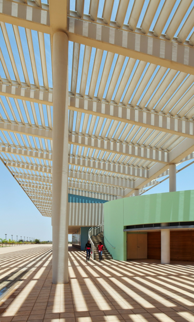 阿戈斯蒂纽·内图大学校园建设项目丨安哥拉罗安达丨Perkins+Will-49