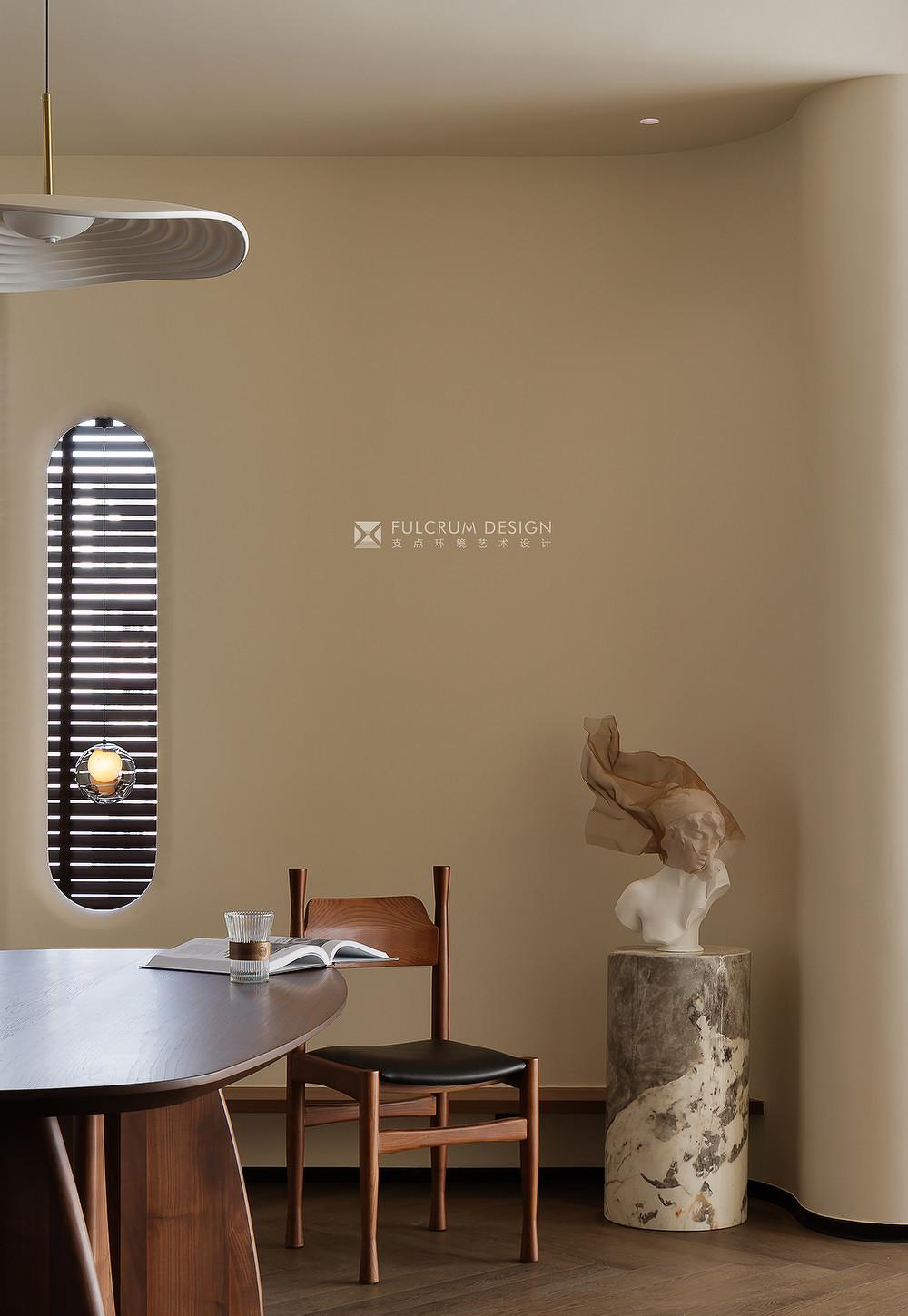 联投安屿那奶油侘寂中古住宅设计丨艺境·陈设软装-26