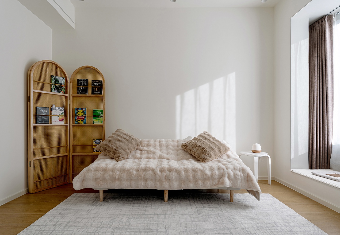 67㎡小家靠旋转电视墙变出N种生活场景丨久栖设计-9