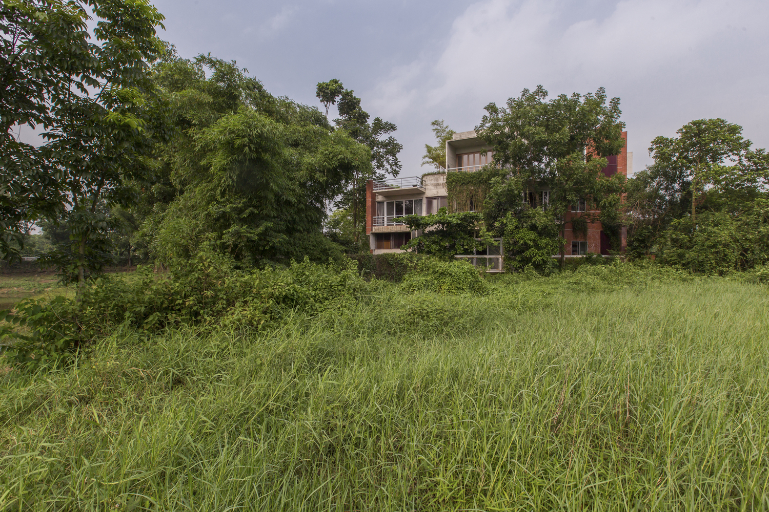 自然之境 · 阿舒拉夫·凯瑟住宅丨Bangladesh-21