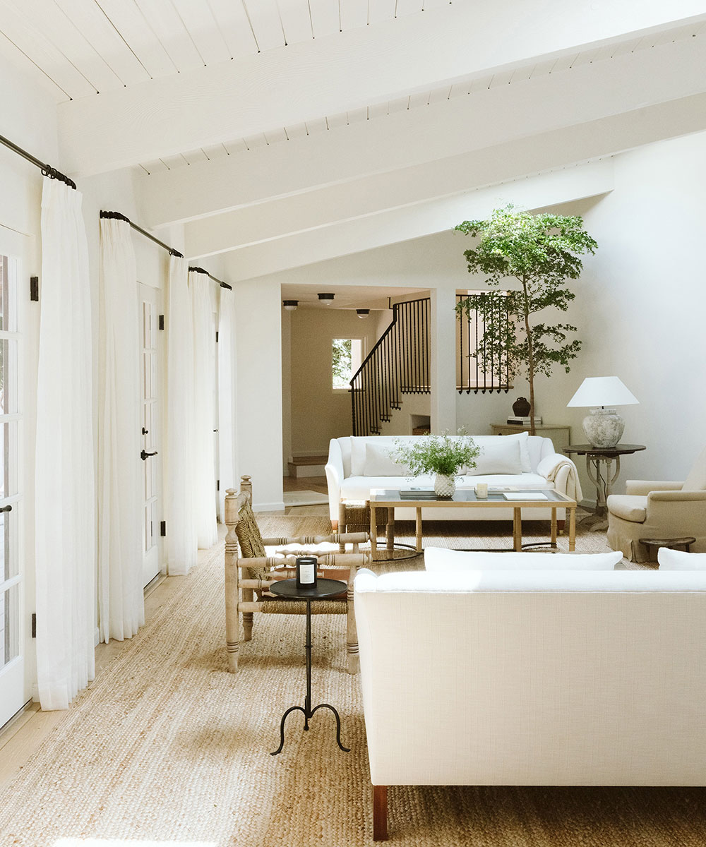 加州设计师之家 | 自然材料打造的宁静空间-9