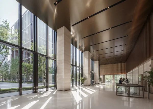 陆家嘴滨江中心丨中国上海-27