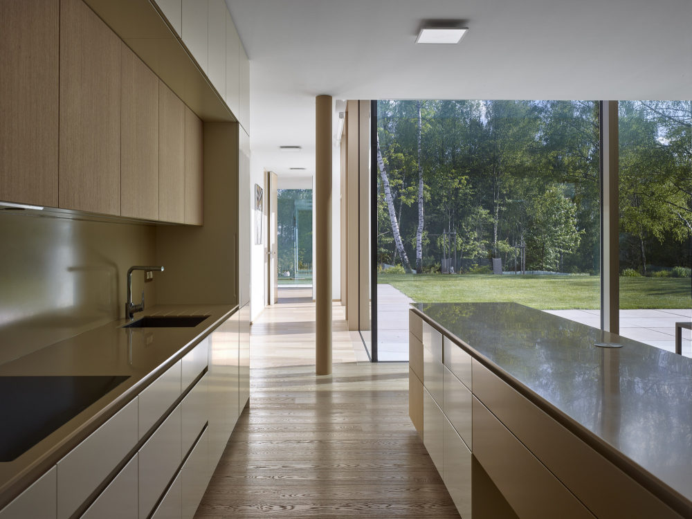 捷克森林中的悬浮别墅-32