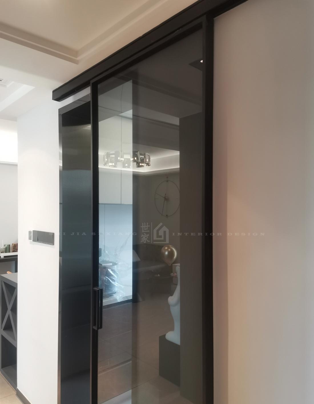 现代轻奢四居室装修设计-44