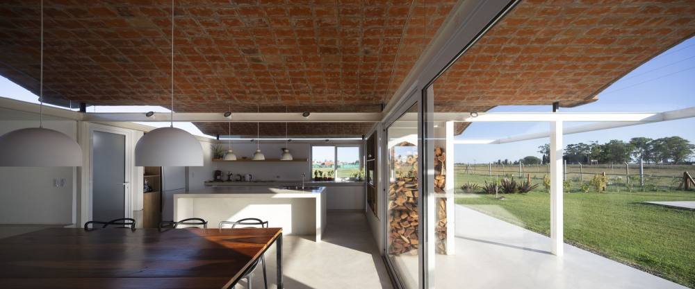 阿根廷Monopoli 住宅，金属框架+瓷屋顶(2021)(Fabrizio Pugliese)设计-39