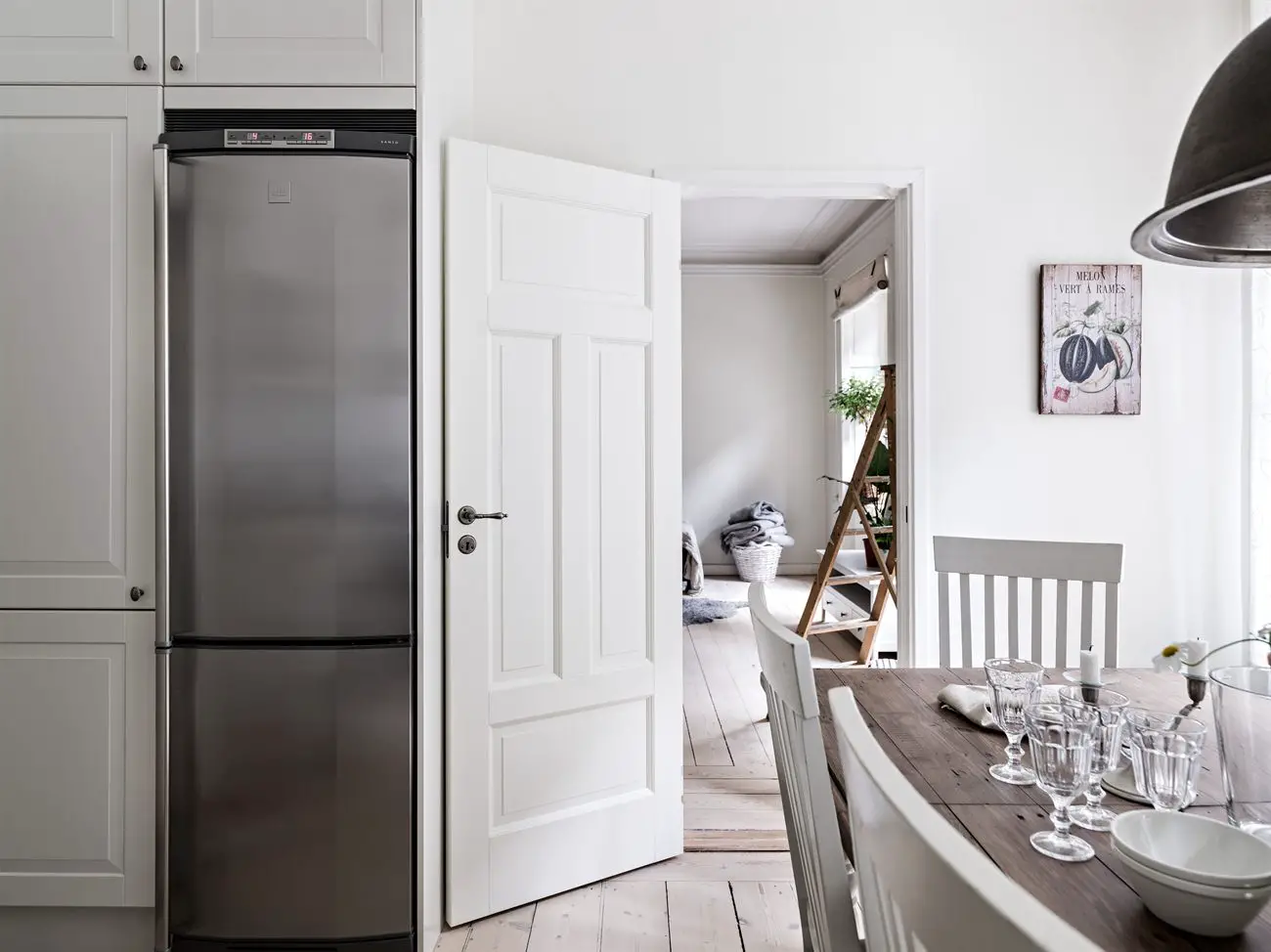 1880 年古建筑中的宁静城市公寓-5