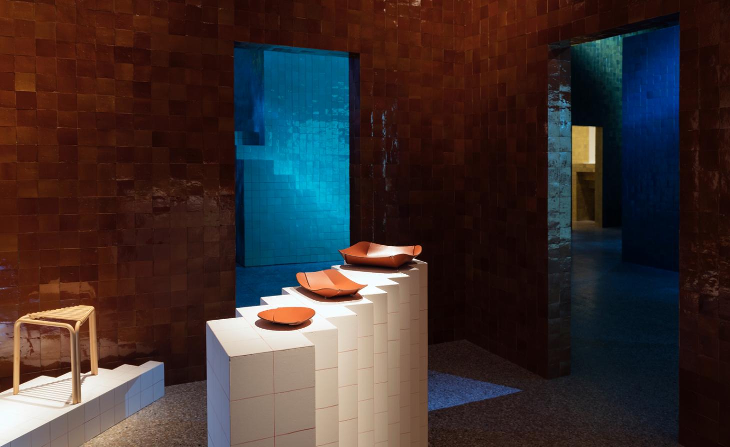 爱马仕“永恒”展览,摩洛哥瓷砖打造诗意空间-9