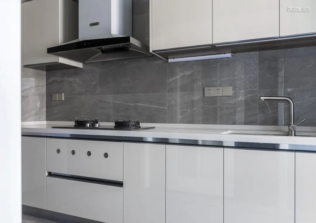 春森彼岸 260㎡现代轻奢风,演绎江景房的舒适与雅致-116