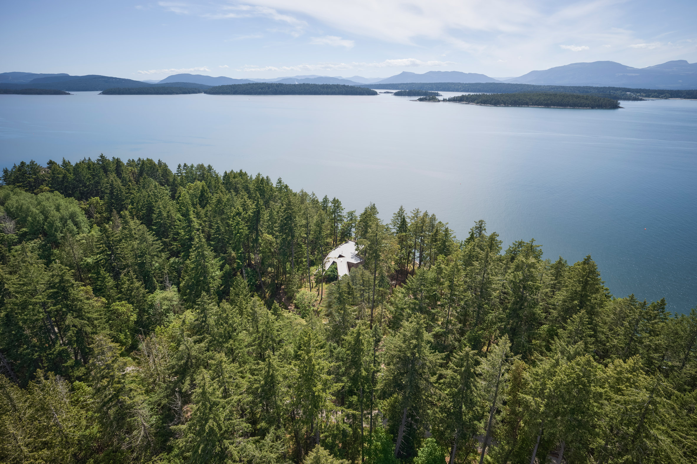 91·0 cedar house(又名 Bridge House)丨哥伦比亚丨Omer Arbel Office-4