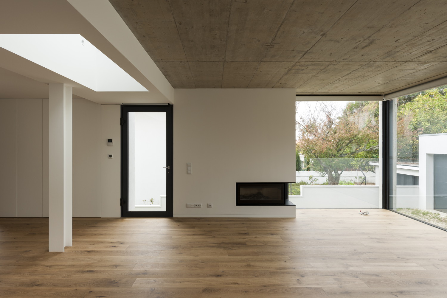 波尔图半独立式住宅翻新-30