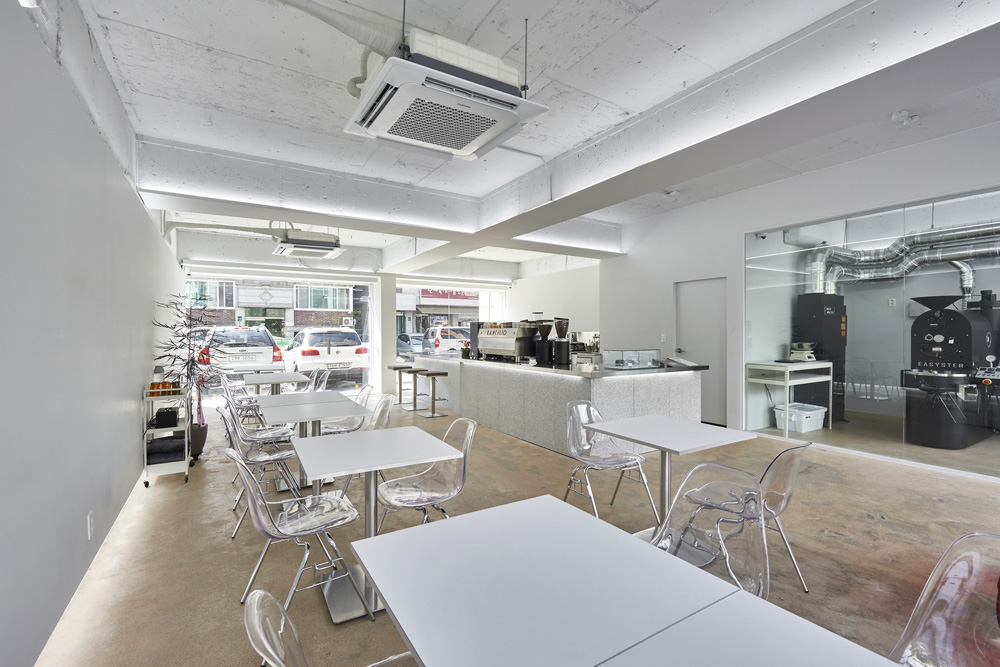 现代简约 30 坪咖啡厅，展现精致生活品味-5