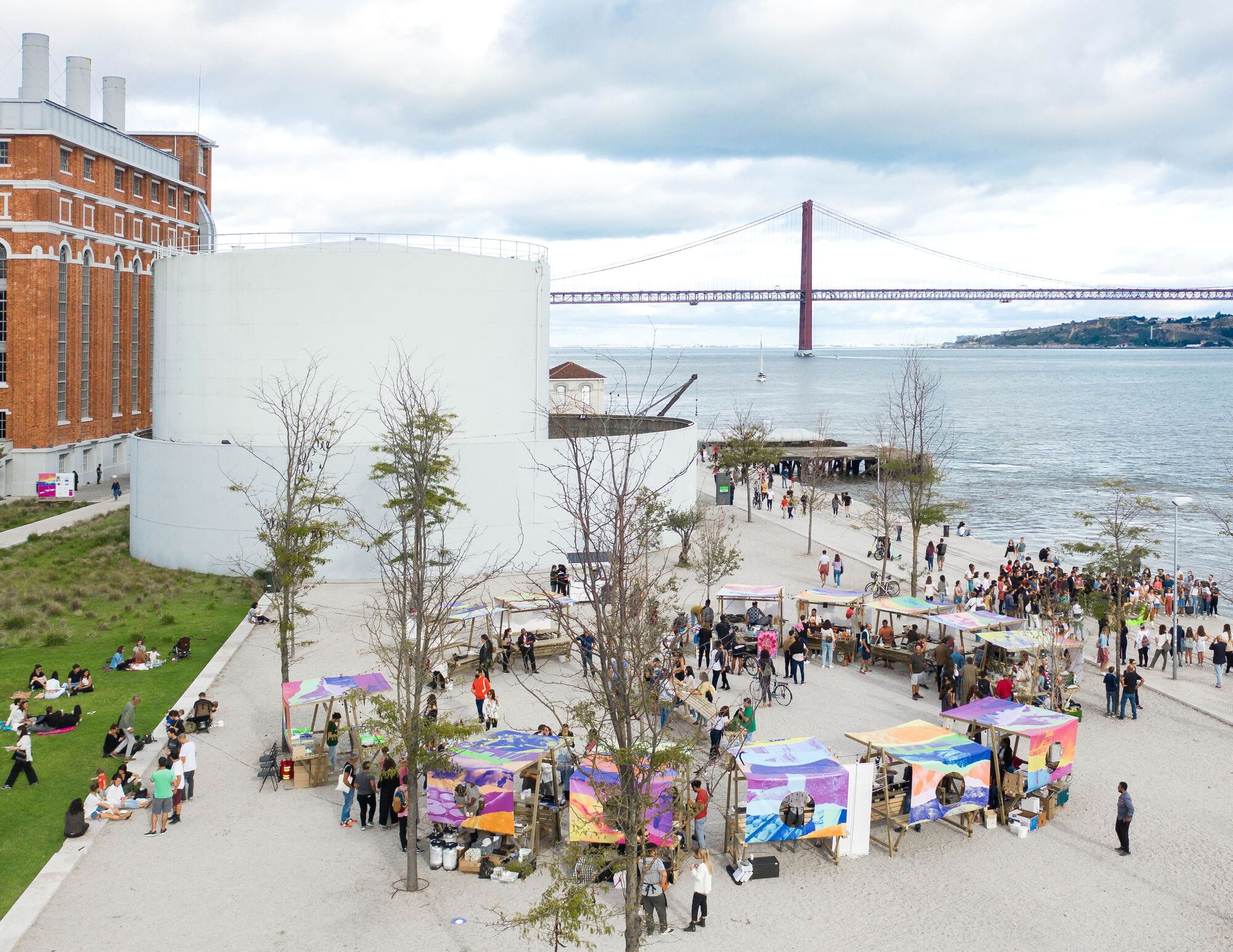 马特临时市场丨葡萄牙里斯本丨FURO-14