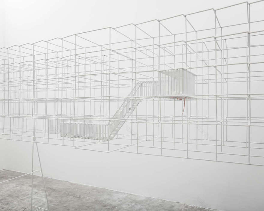 假释;有条件释放;言语(在语言学中指个人的实际言语行为)丨Daniel Zamarbide与Leopold Banchini-16