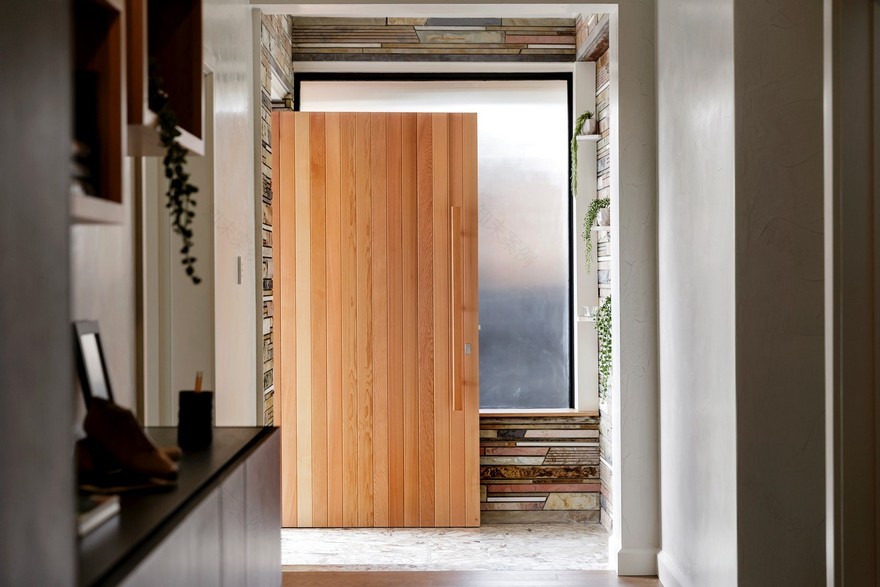 Spider House: Renovation to a Mid Century Solid Brick Suburban House-6