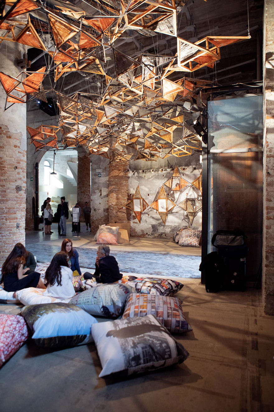 “编织建筑”建筑元素,意大利威尼斯双年展 / EMBT-42