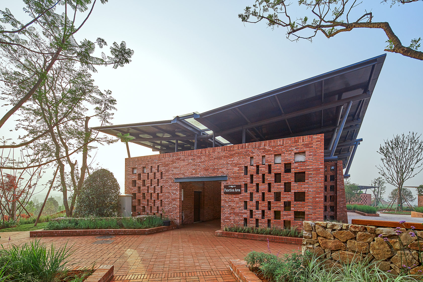 砖叠马场 & 成都达根斯马术俱乐部 / 成都万华-19