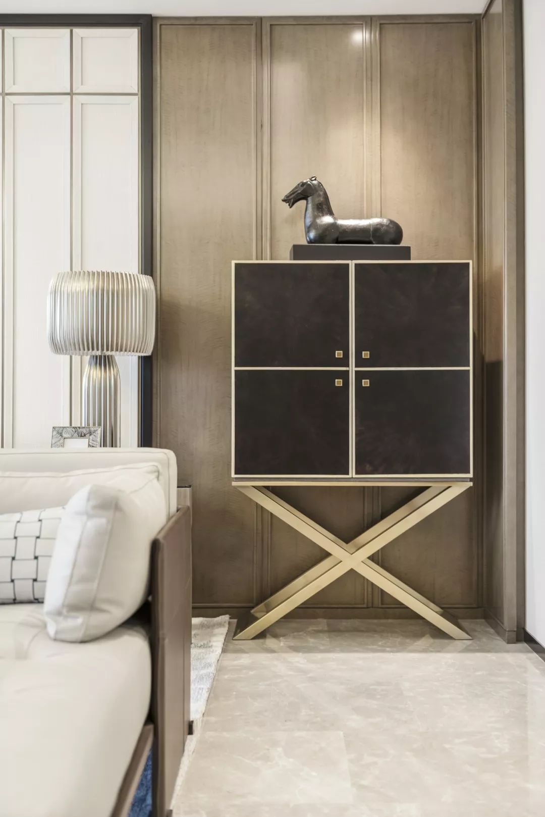 融创外滩壹号院 B2 户型样板房——全球设计与奢华品质的融合-11