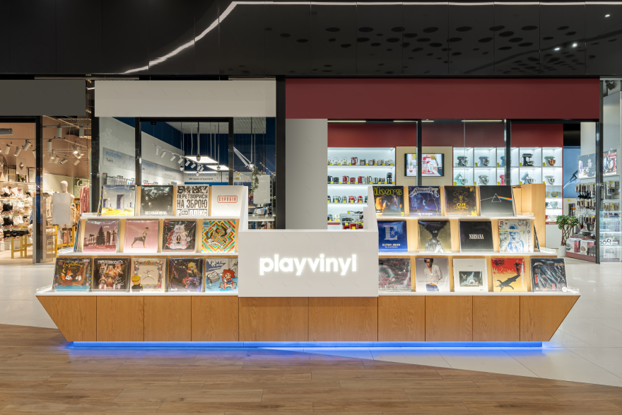 在商场播放黑胶唱片丨乌克兰基辅丨Julia Katerinych,Vitalii Sobchenko-37