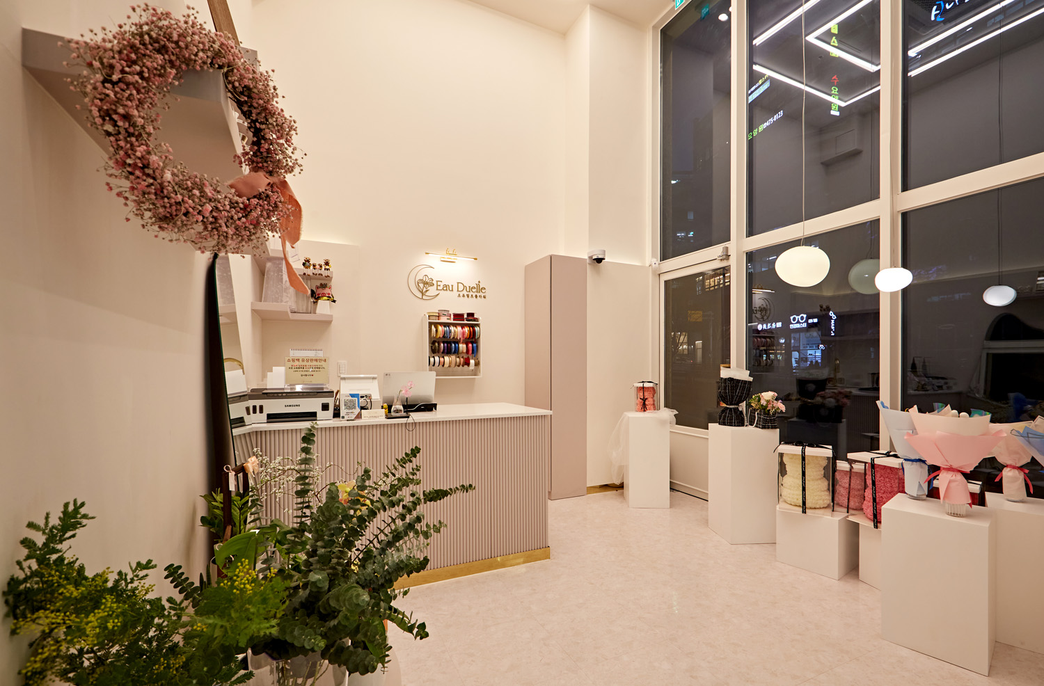 白色简约设计，奥地利的优雅六星级酒店-3