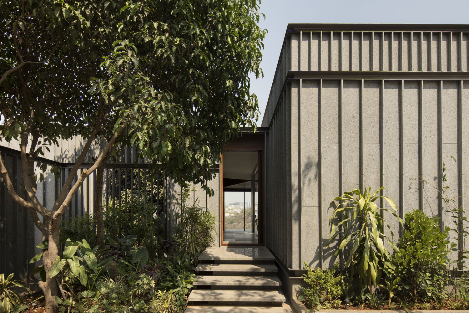 印度湖边悬浮别墅-26