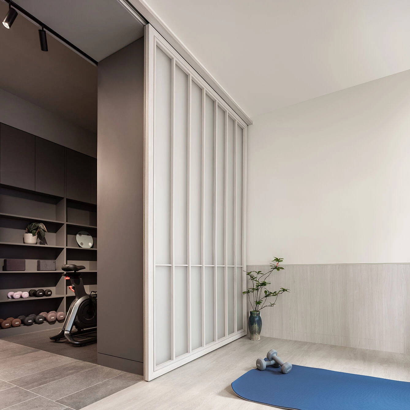 Private Office in Mong Kok | Plot Architecture Office-5