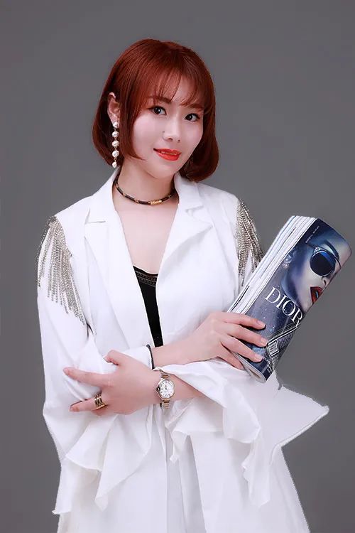 现代轻奢风格纯水岸别墅设计丨中国武汉丨高度国际装饰设计集团武汉公司-8