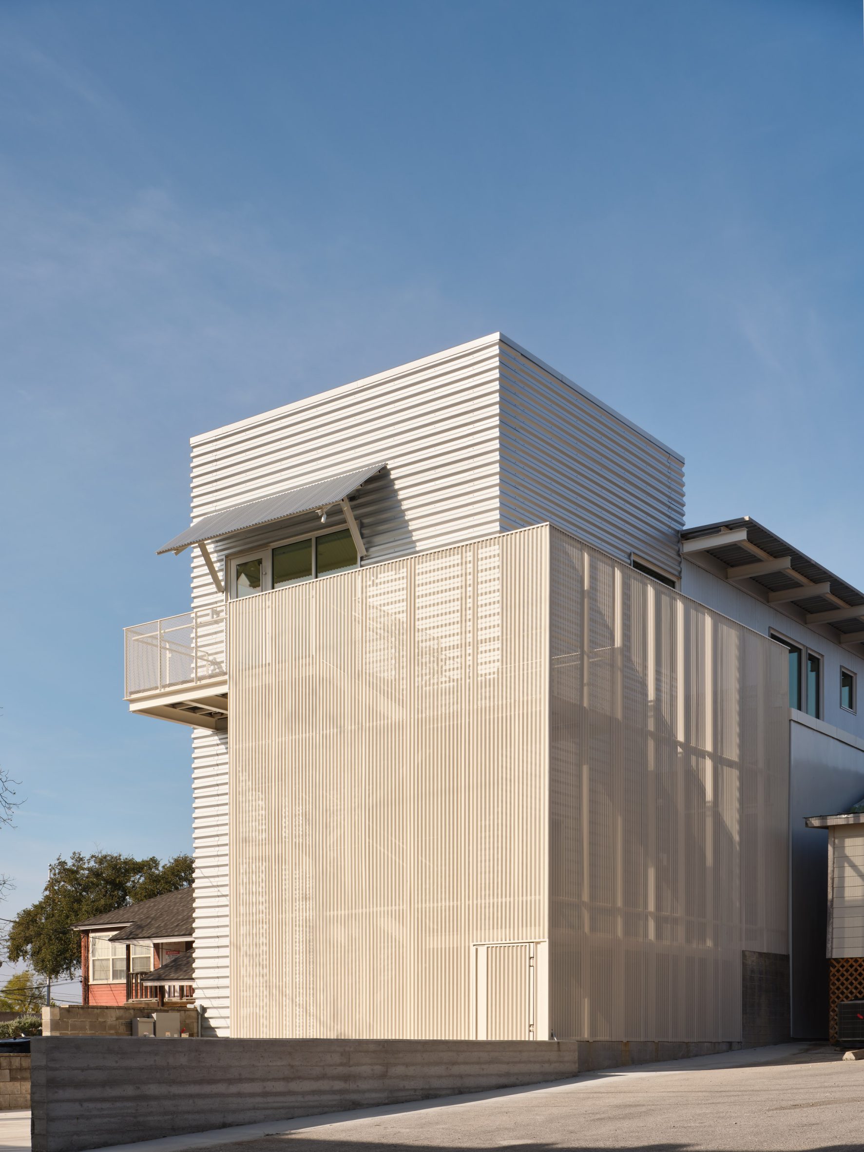 大理石瀑布艺术工作室丨美国奥斯汀丨Lake Flato Architects-3