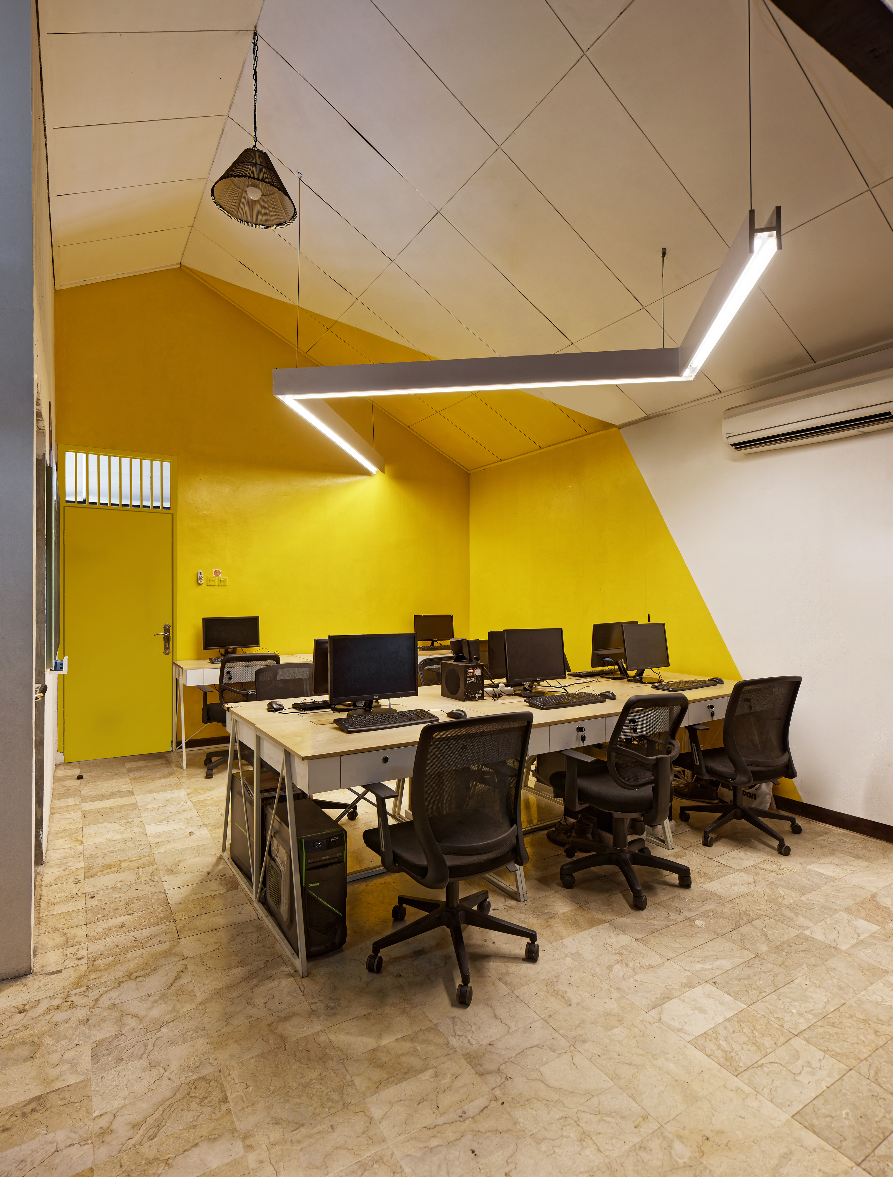 创意激活空间——DELUTION 总部室内设计-15